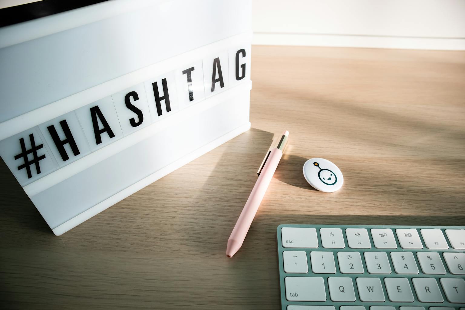 Panduan Menggunakan Hashtag yang Tepat di Media Sosial