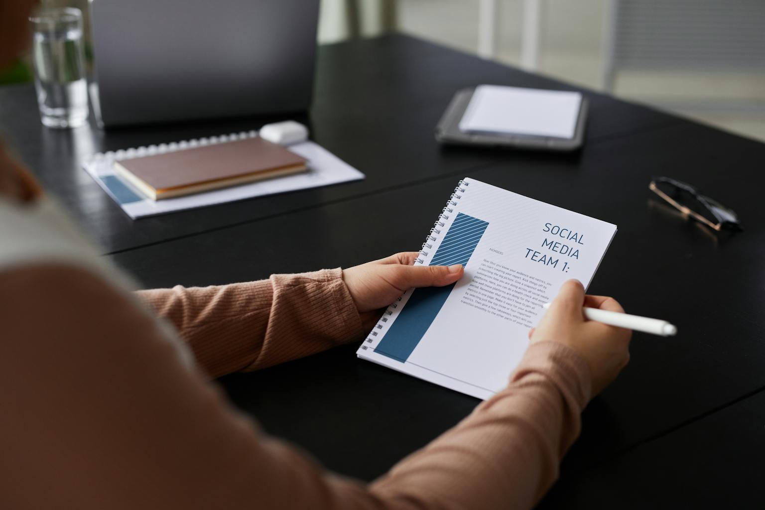 Strategi Content Marketing di LinkedIn untuk Profesional